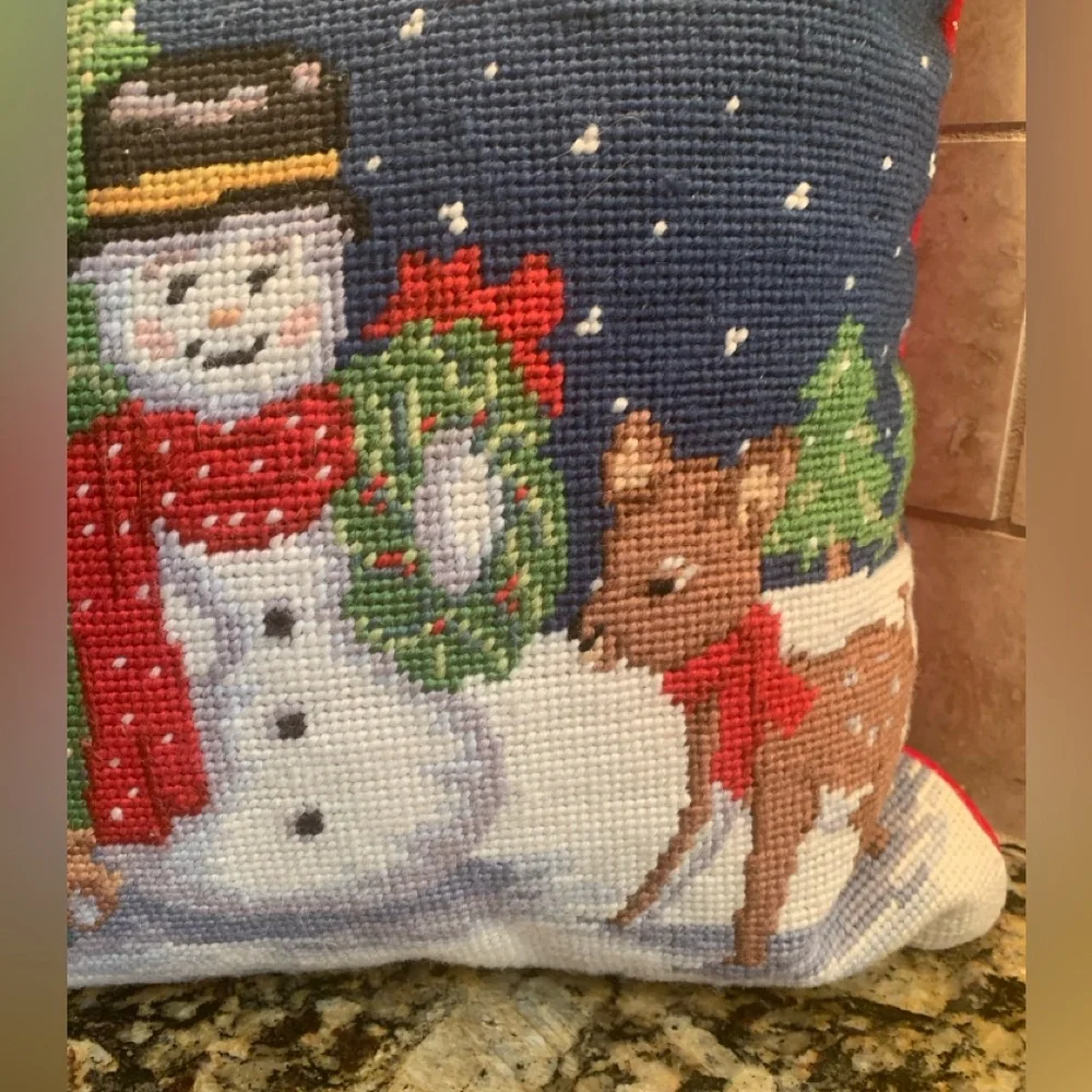 Vintage Needlepoint Christmas Decorative Throw Pillow